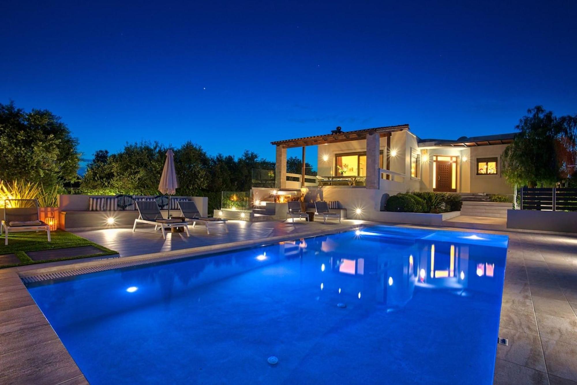 Villa Ampelaki - Premium Villa With Heated Pool Κουνουπιδιανά Εξωτερικό φωτογραφία